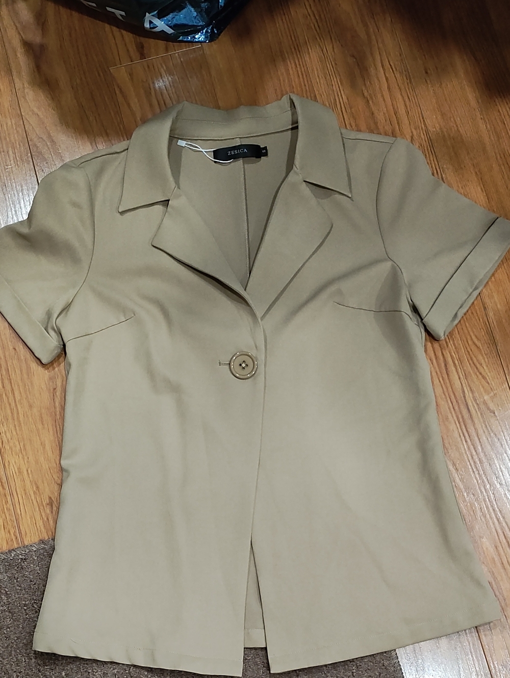 Zesica Women's Short-Sleeve Tan Button-Front Blazer Shirt